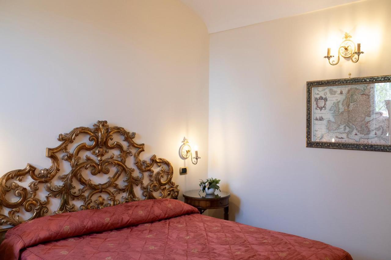 Amalfi Old Square Room & Apartments Exterior photo